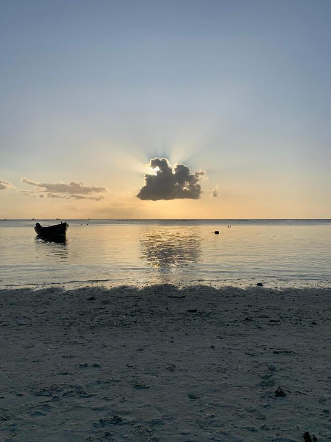 Residence La Colombe Grand Baie Bagian luar foto